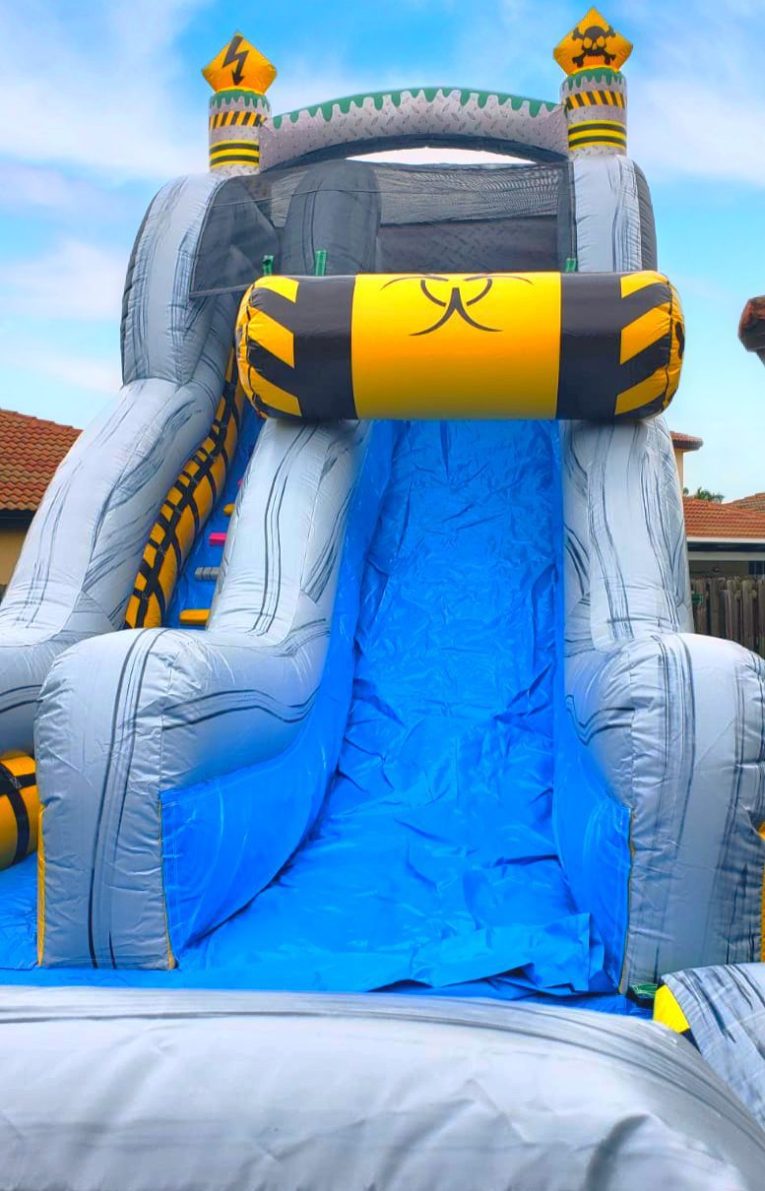 18ft-toxic-water-slide-2.jpg
