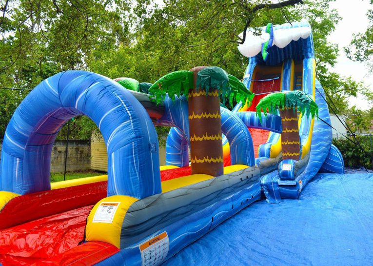 24ft-wild-waves-combo-slide.jpg