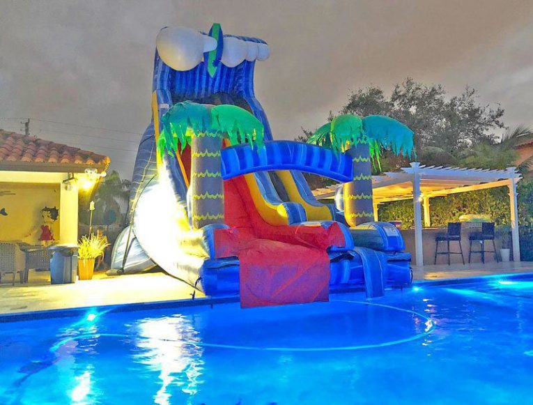 24ft-wild-waves-slide-for-pools.jpg