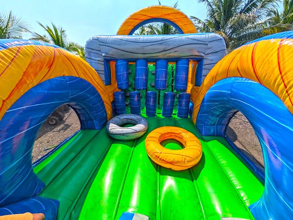 39ft-mega-run-obstacle-withbig-slide-inside.jpg