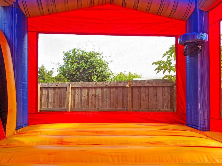 basketball-hoop-rockstar-bounce-house.jpg